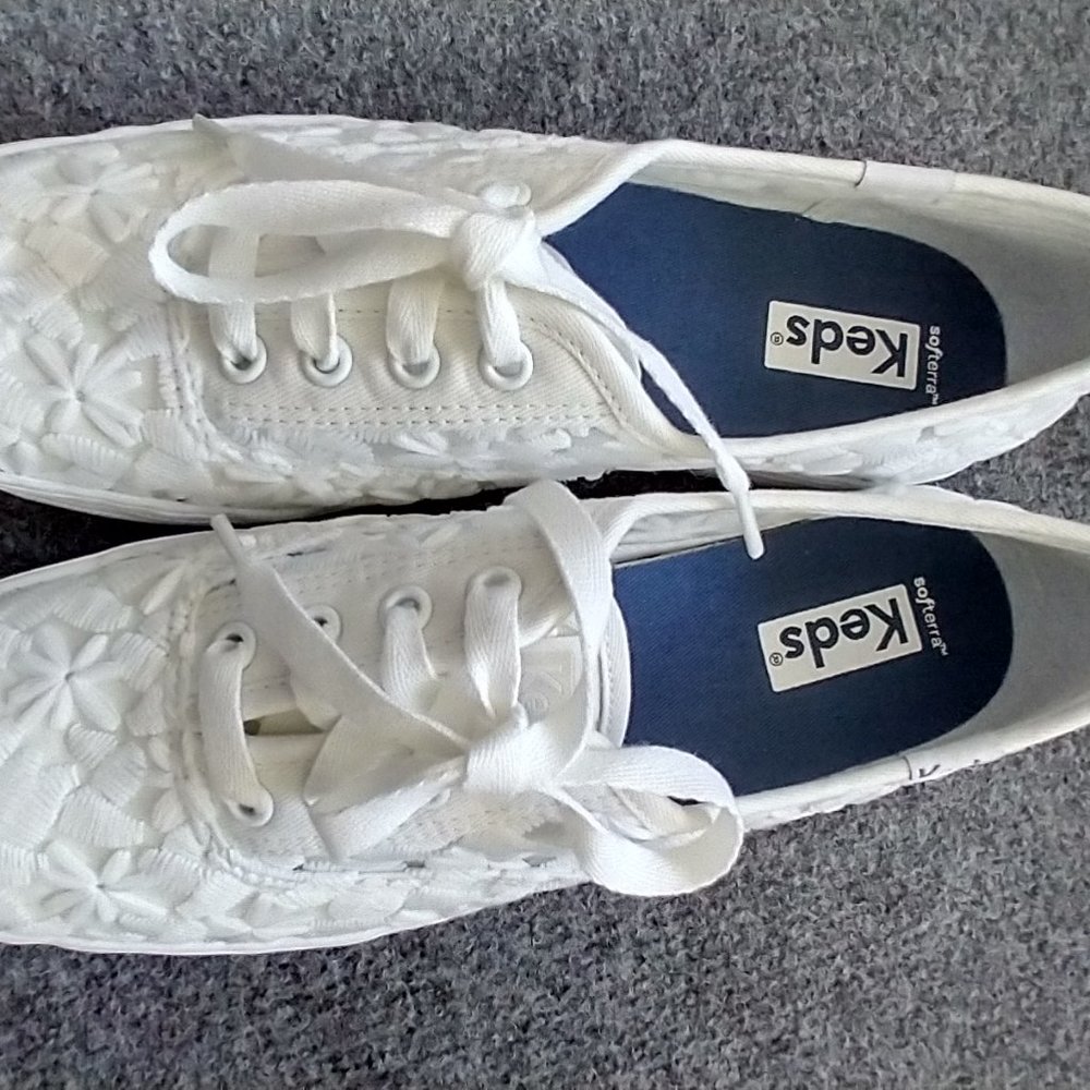 Keds Women's Triple CVO Sneaker White Lace size 6 NEW NEVER WORN